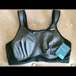34DD and 36D Brooks Maia Sports Bras